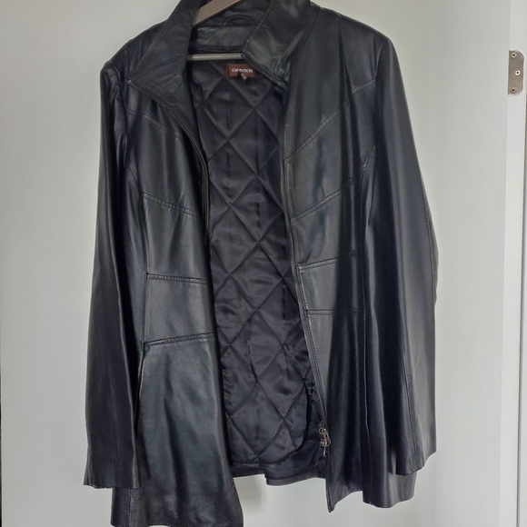 Danier women's leather jacket - Picture 1 of 2
